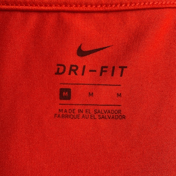 ⭐️Nike Dri-Fit Red Performance T-Shirt Medium - Picture 6 of 7